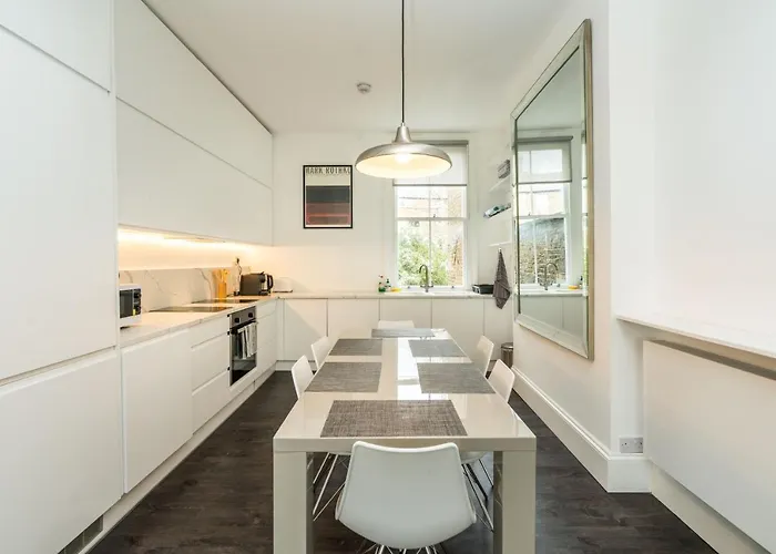 Stylish 2 Bedroom At Hammersmith