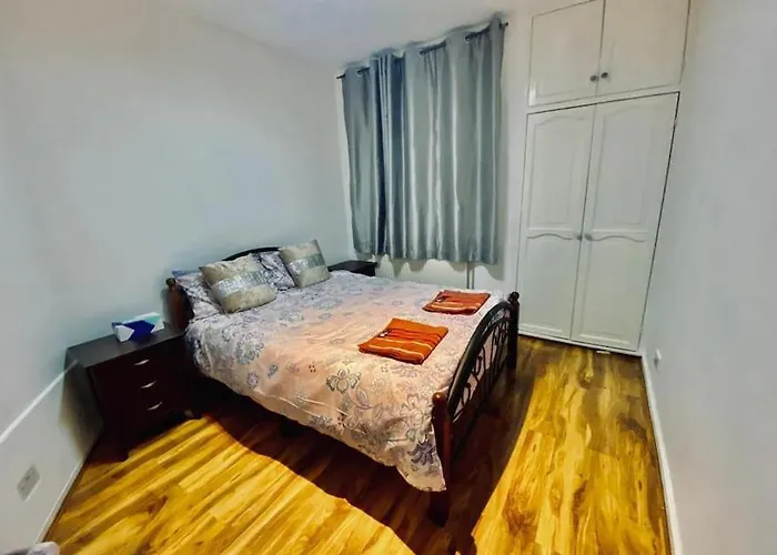 Ground Floor Flat In Bayswater Central London