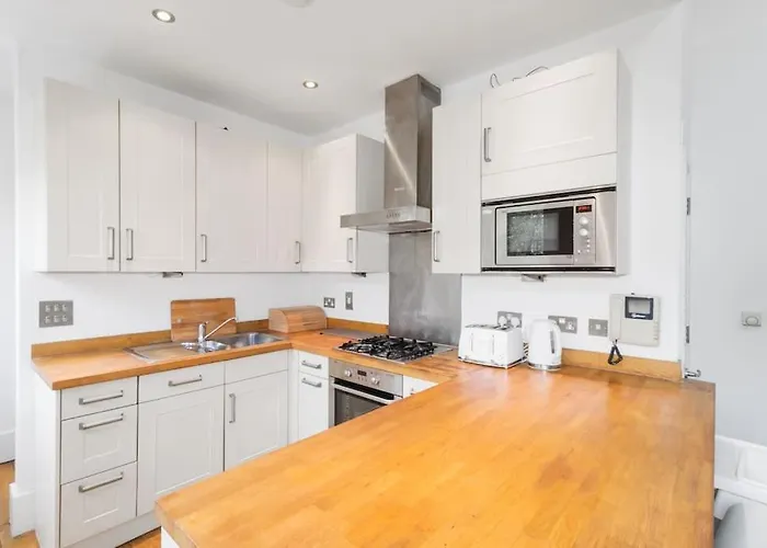 2 Bed Private Townhouse Mews, King\'S Cross London