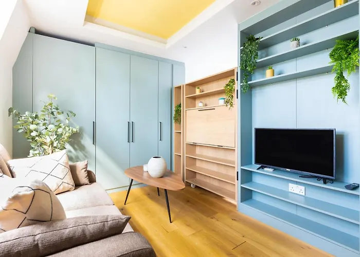 Cozy Apt In Central London
