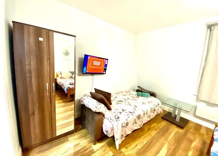 Stylish One Bed Studio Paddington Station In Central London