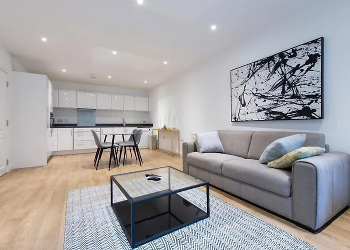 Stunning Luxury 2 Bedroom London Apartment