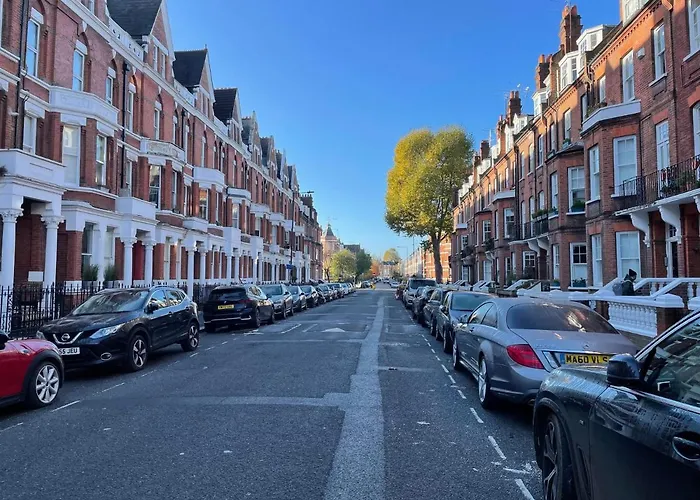 1 Bedroom Apartment In The Heart Of West London