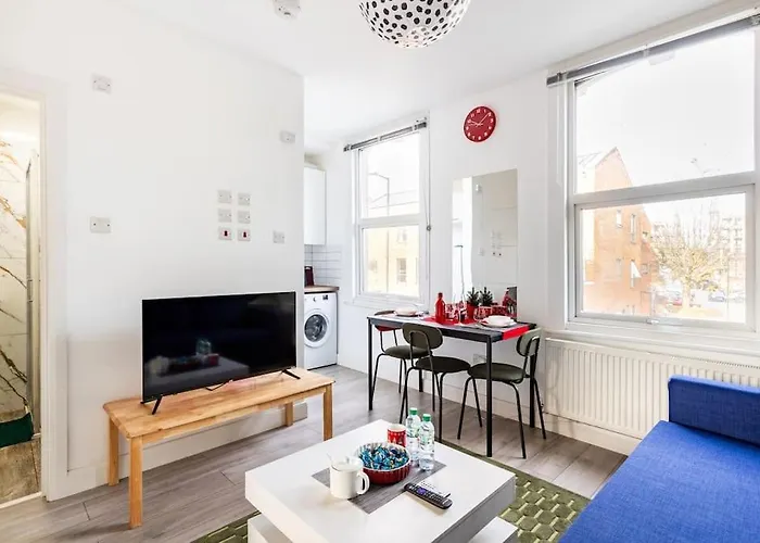 Parkside Stay North London - Victoria Line