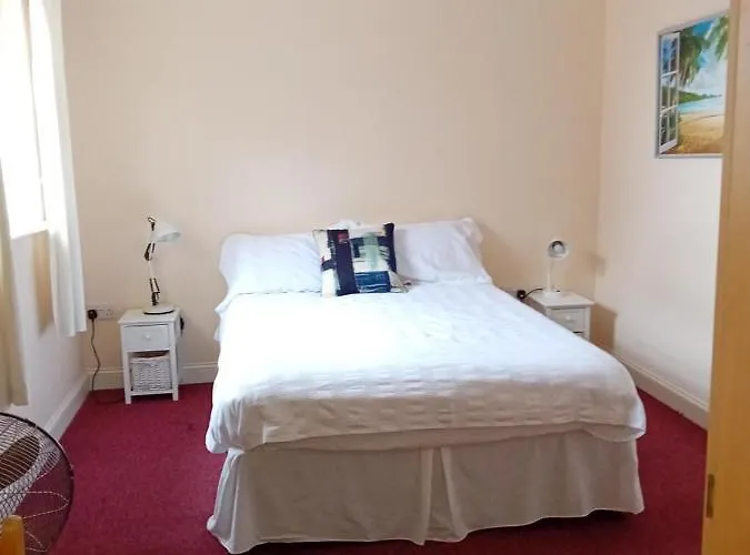 Ensuite Double Room