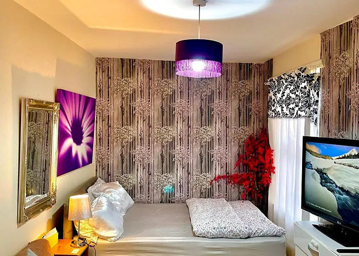 Comfy Double Bedroom With A Private Toilet
