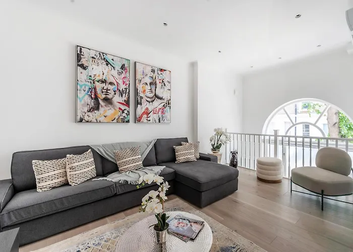 Townhouse Moments From Hyde Park & Notting Hill - Free Luggage Storage Nearby And In Unit Washing Machine & Dryer