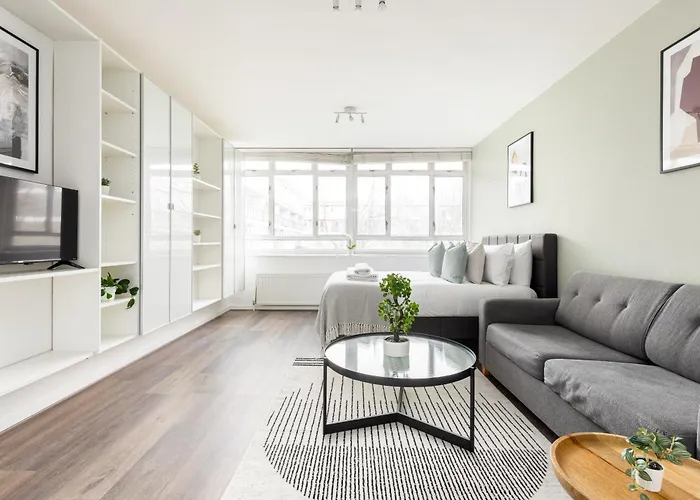 The Pimlico Collection
