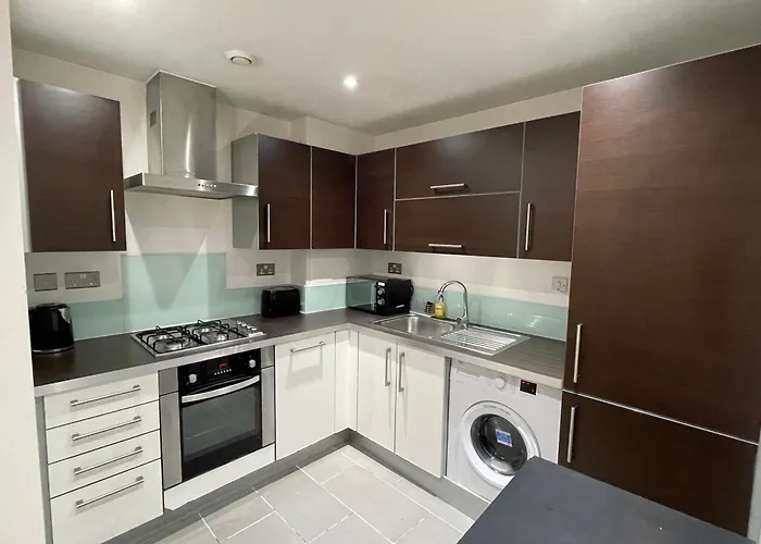 Contractors And Relocation Multiple Houses London
