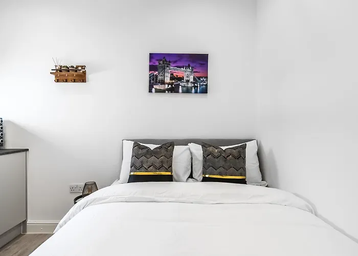 Modern Studio Rooms In Wembley