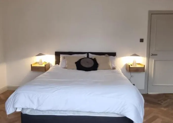 Star London Edgware Road 2-Bed Haven