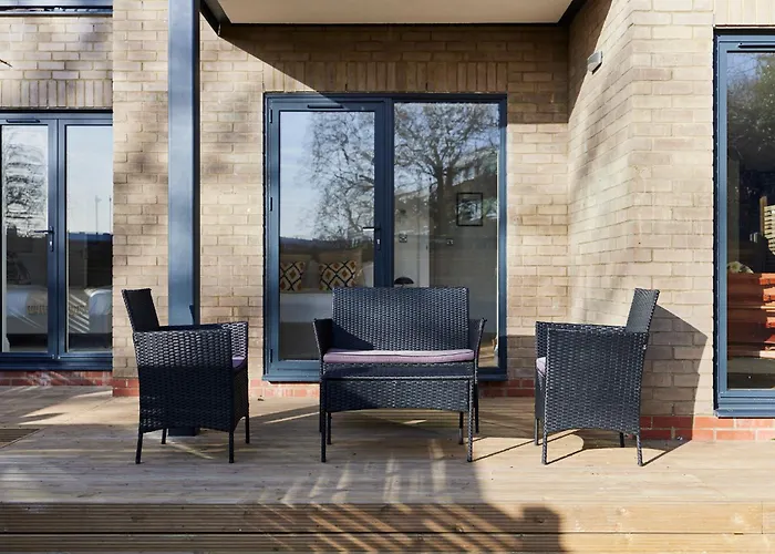 The Wembley Park Secret - Spacious 3Bdr Flat With Terrace