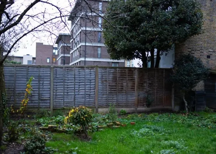 Manor Court