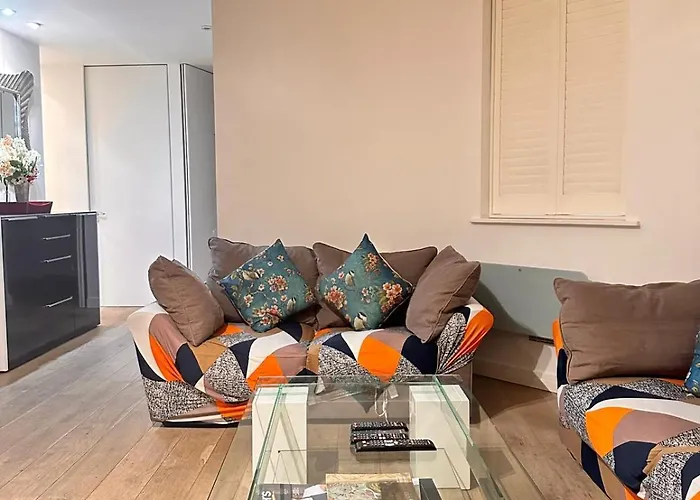 Spacious Central London Flat - 2Bhk