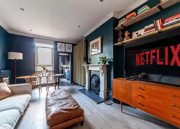 Arte Stays - 2 Bed Luxurious Flat, Garden, 5Min Dalston St., Parking Available, Serviced Accommodation - Up To 5 Ppl