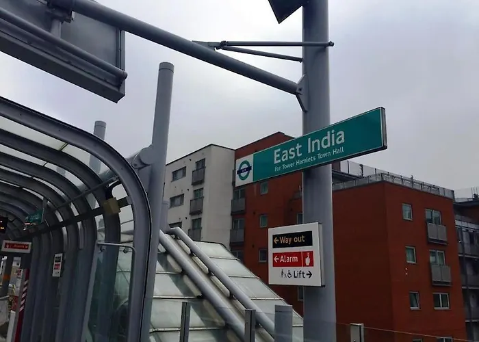 1 Bedroom Flat Near Excel, O2, Canary Wharf - London