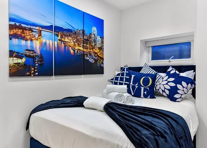 Comfortable And Stylish 1 Bedroom Flat - Sleeps 2