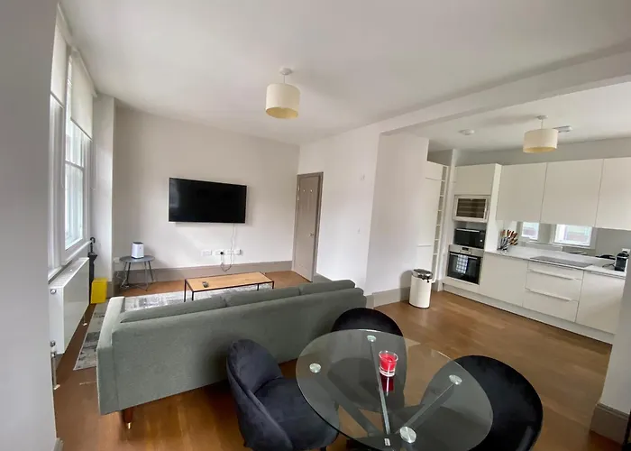 Modern Flat Near Oxford Street