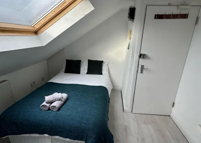 Cozy Urban Terraced Studio