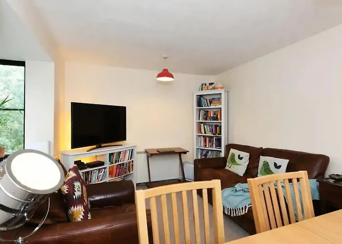 Spacious Walthamstow Apartment