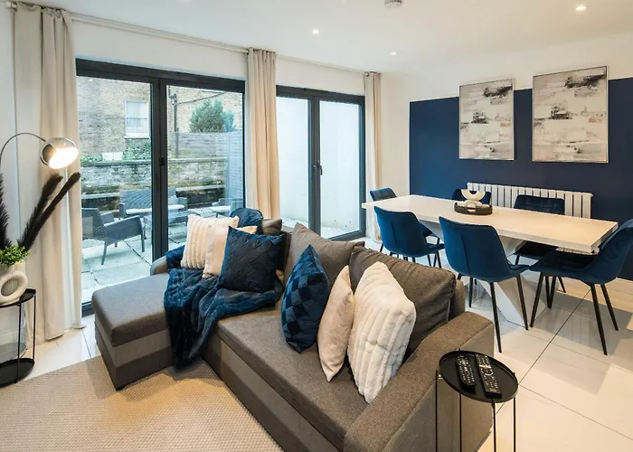 Superb House Close To Little Venice