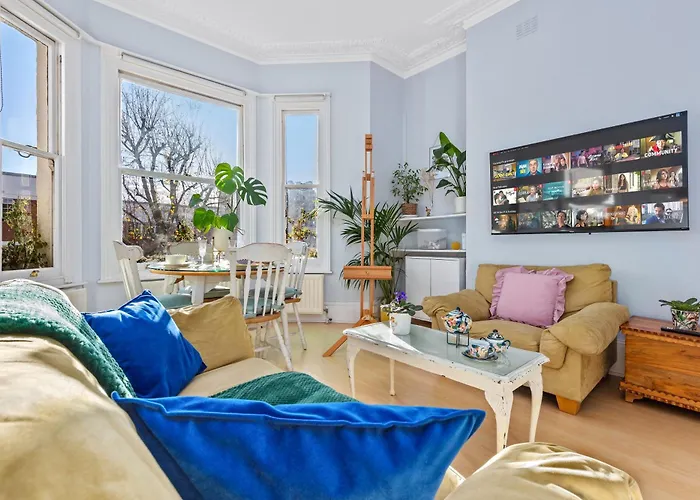 Artist\'S Bright Hampstead Heath Village 2 Bed