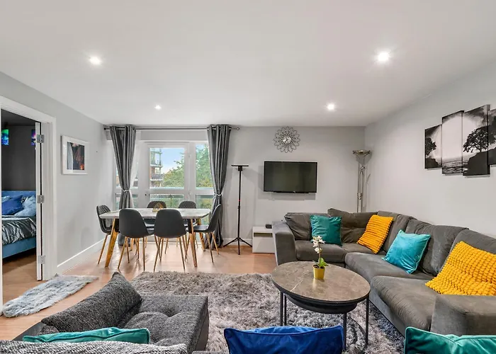 Elegant 3Br 2Bath Flat In Canary Wharf - O2 -Excel