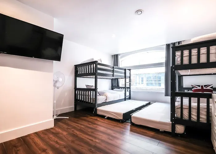 Spacious Apartment In Piccadilly Sleep 6 Vrb