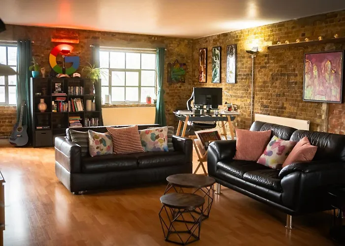 Loft Style Apartment Near O2, Abba Voyage, Excel
