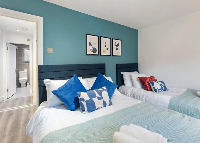 Diamond Suite Camden Town 3 Bedroom Sleeps 11