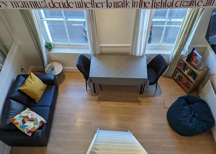 2 Bed In The Heart Of Stoke Newington