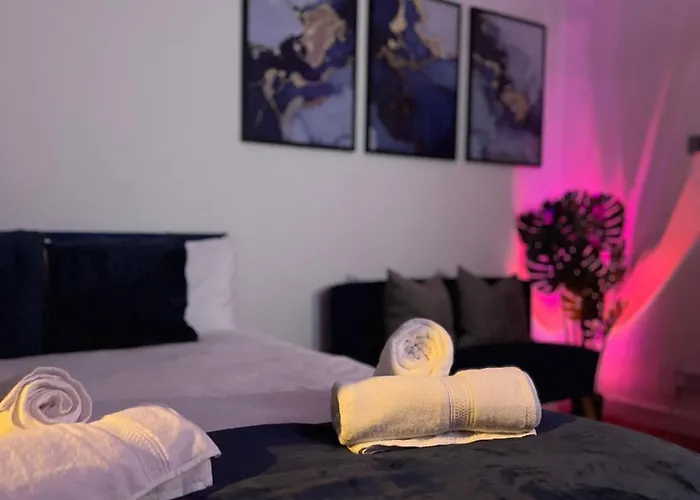 Apartment In Camden, Central Location