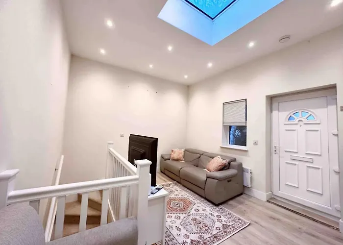 Charming Duplex 10Min To London Bridge Quiet