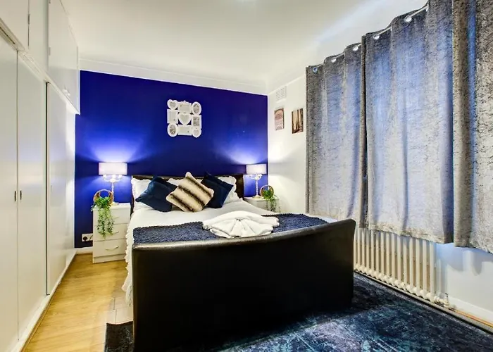 Beautiful Apartment At Edgware Road