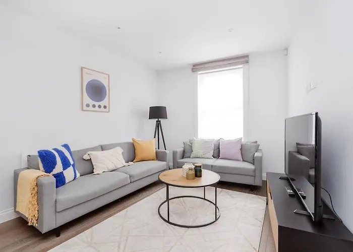Modern House In South Kensington