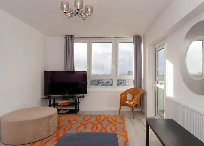 3 Bedroom Old Street Apartment - Amazing Views