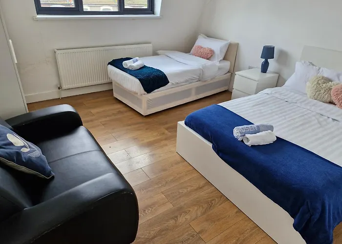 Simply Relax,1 Eastham London