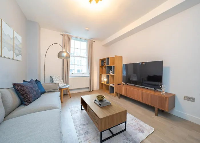 Charming 2 Bedroom Flat In Central London