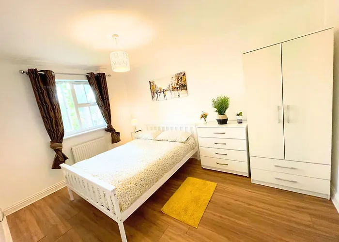 A Lovely Home Stay Near Greenwich
