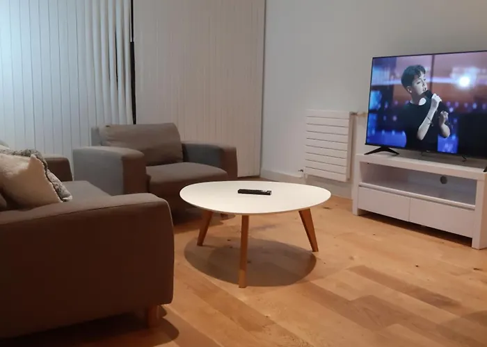 Golden Luxury Apartment