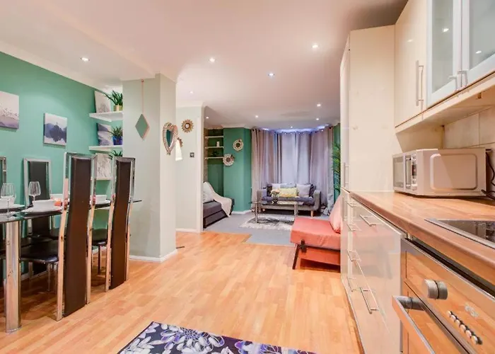 Edgware Road Two Bedroom Apartment