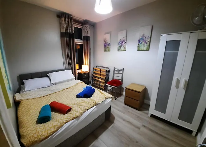 2 Bedroom Garden Apartment