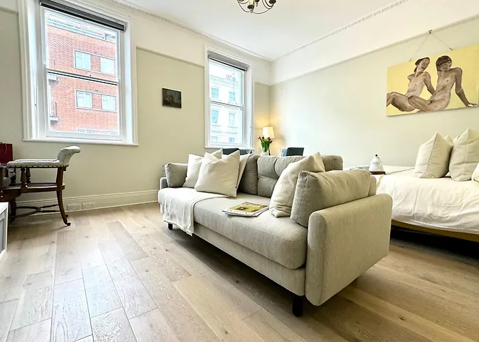 Crawford Street Studio, By The Design Traveller