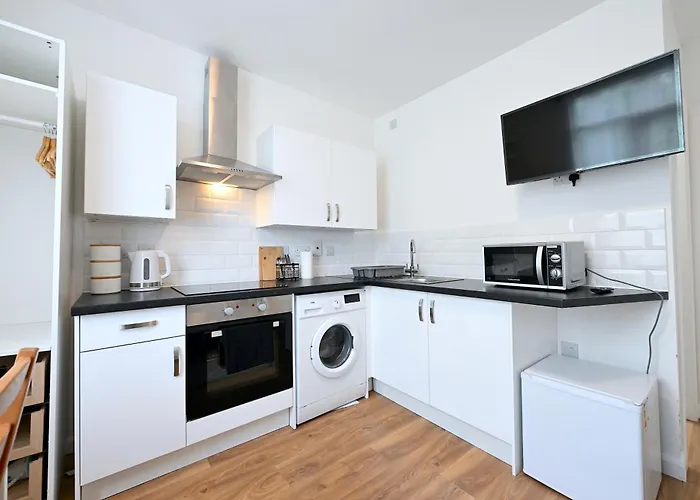 Studio Apartment - London