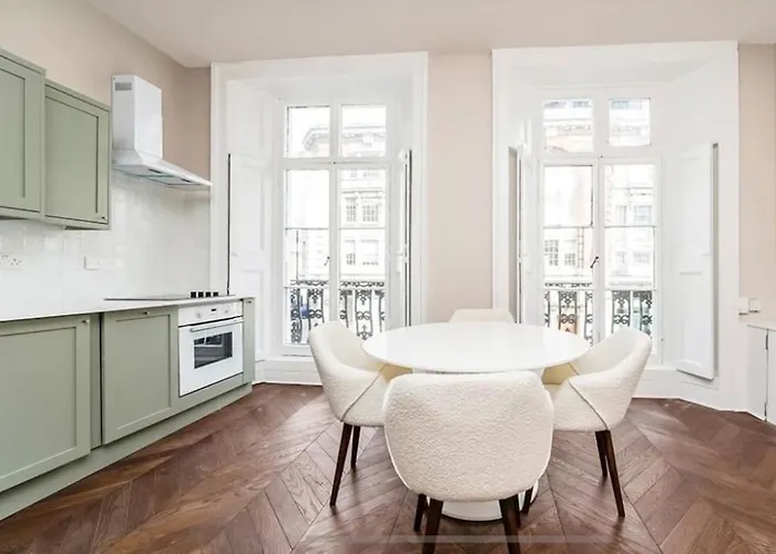 Stylish & Spacious 1 Bedroom Flat In Central Camden