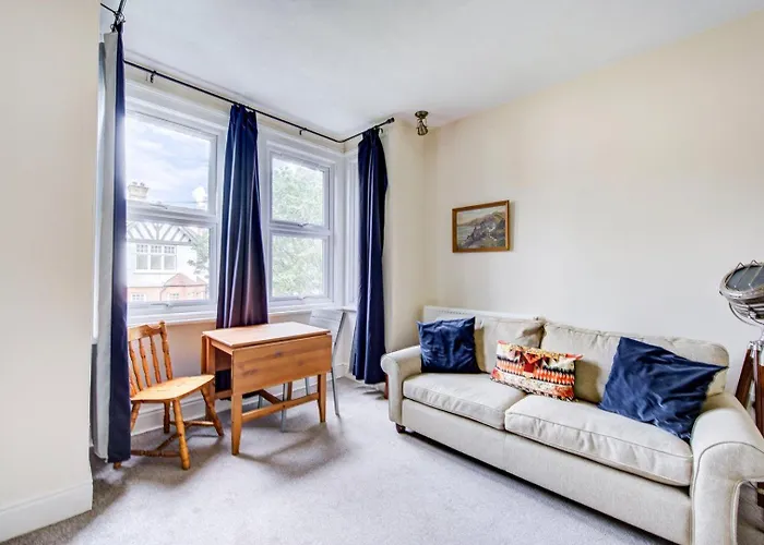 Guestready - Harrow Delight Near Recreation Ground