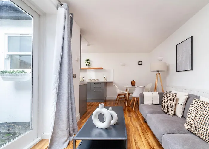 Beautiful City Centre Apartment
