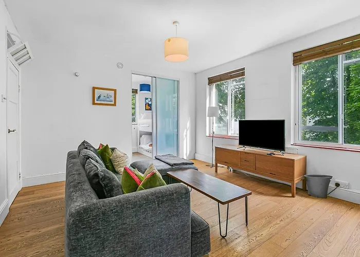 Modern And Cosy Flat In Little Venice