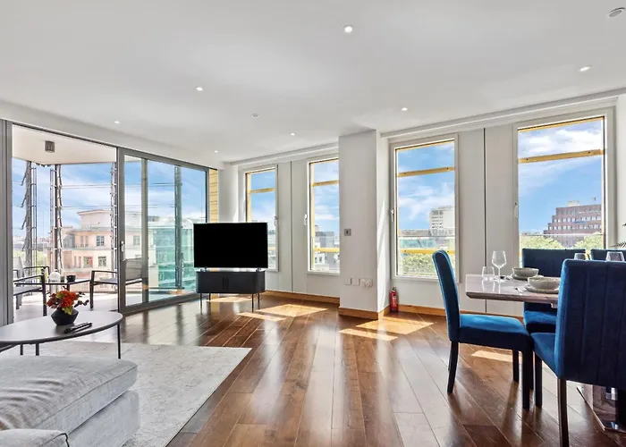 3Bed 3Bath Apt With 2Xbalconies In Central London