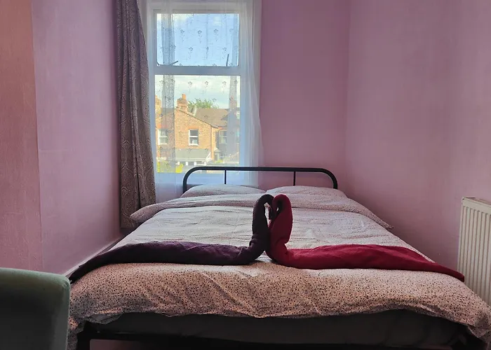 Charming Double Bed Retreat